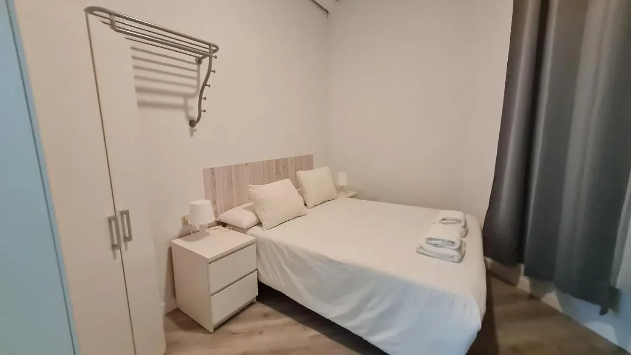 호스텔 에이샴플라 바르셀로나